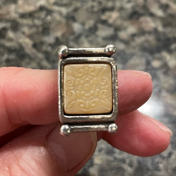 Nine West ring - Picture 7 of 8